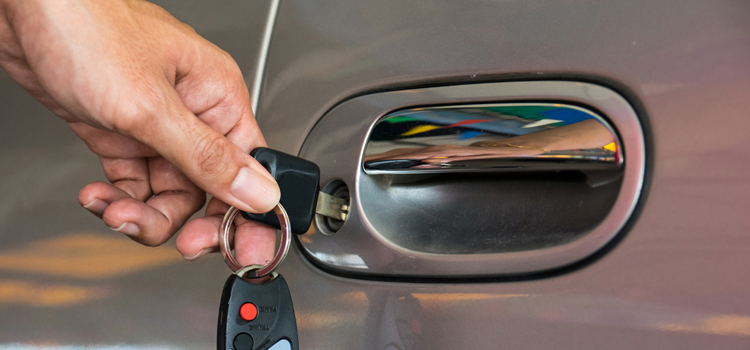 Car door lock repair in Vandenberg Village